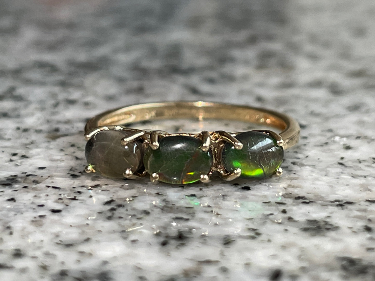 9ct gold Diopside Ammolite ring - The Goldfinch Collection