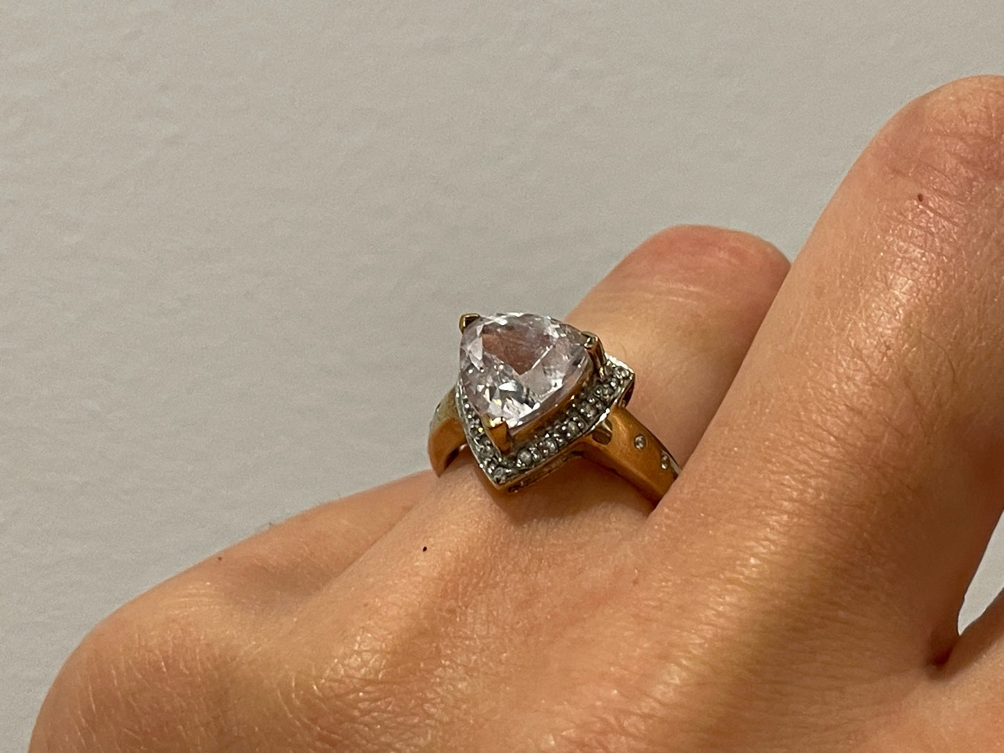 Vintage cocktail ring with trillion cut rose quartz and diamonds - The Goldfinch Collection