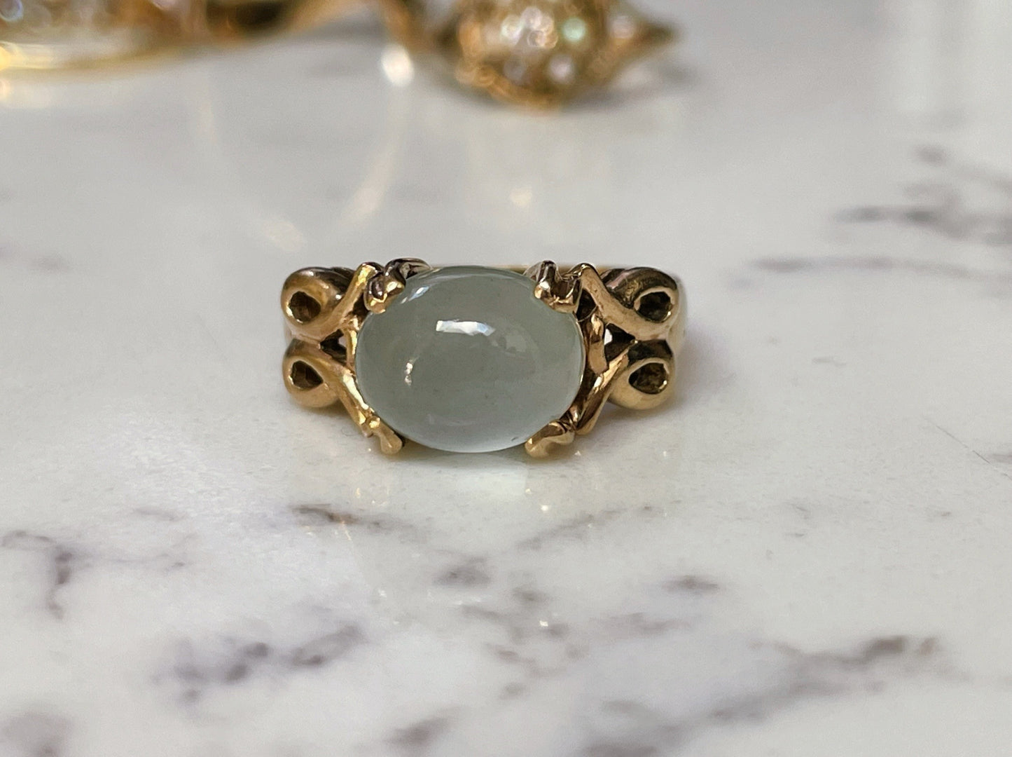 9ct solid gold ring with moonstone - The Goldfinch Collection