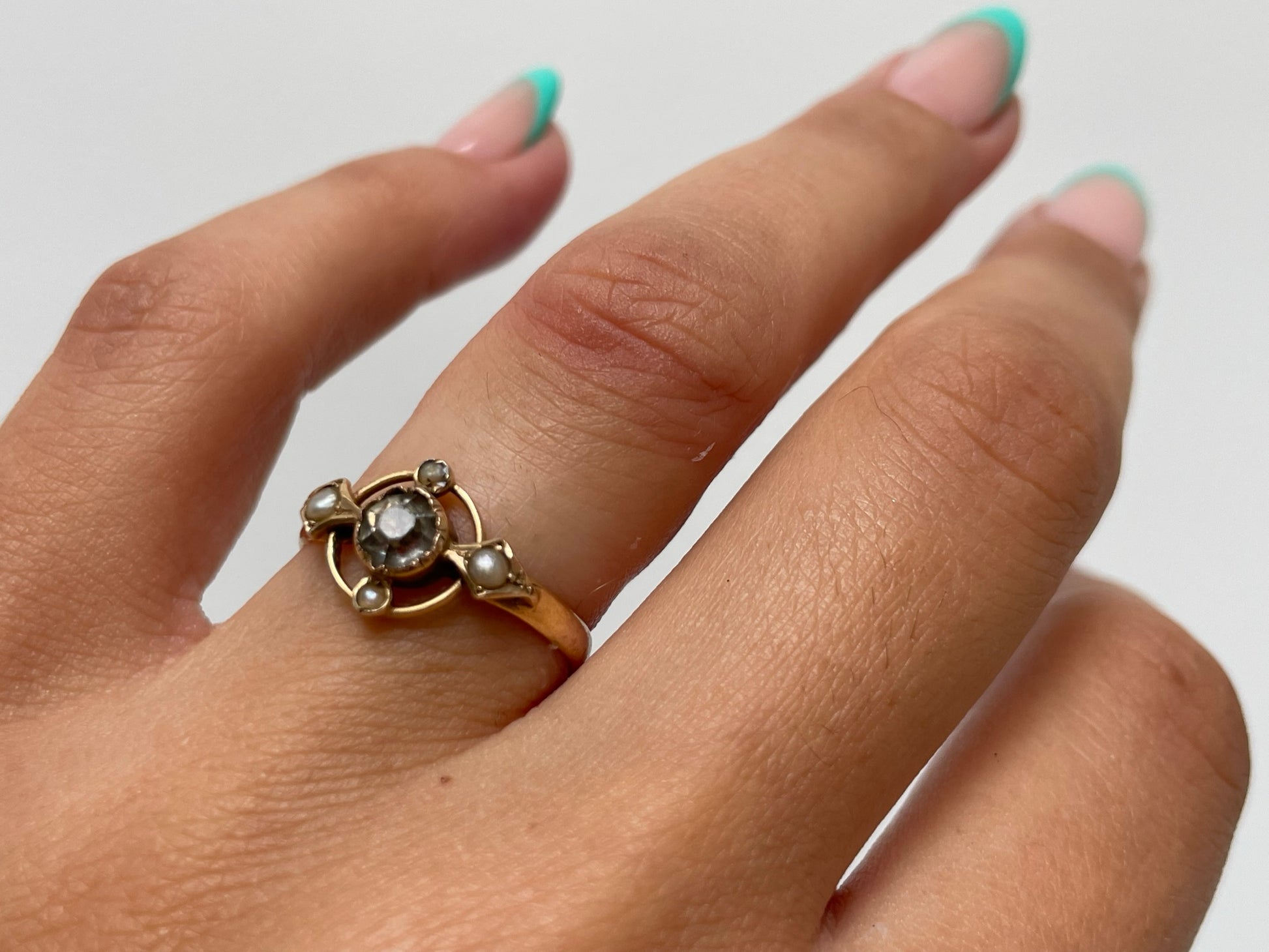 Edwardian 9ct solid gold ring with crystal and seed pearl - The Goldfinch Collection