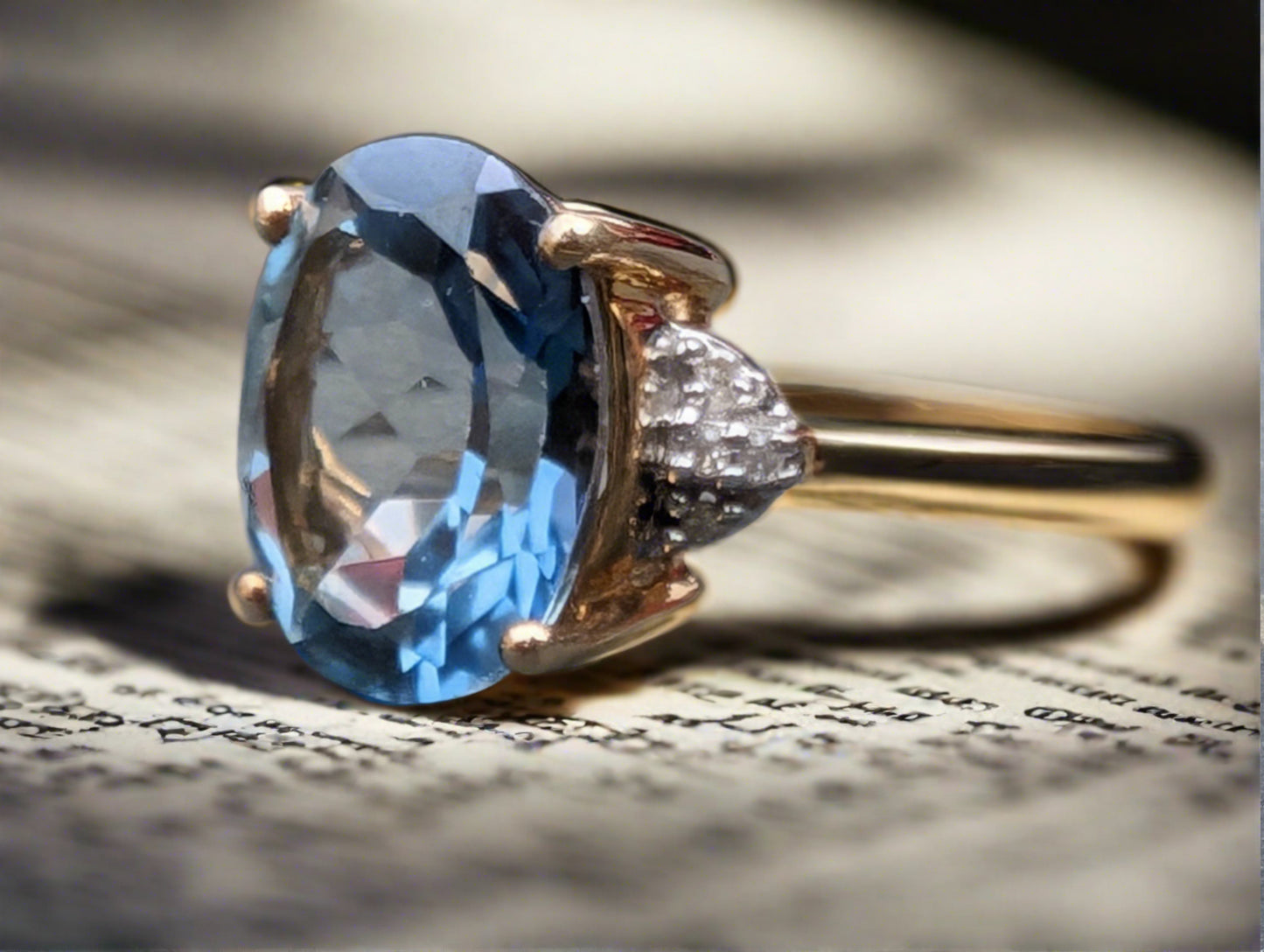 9ct Gold Blue Topaz Ring - The Goldfinch Collection