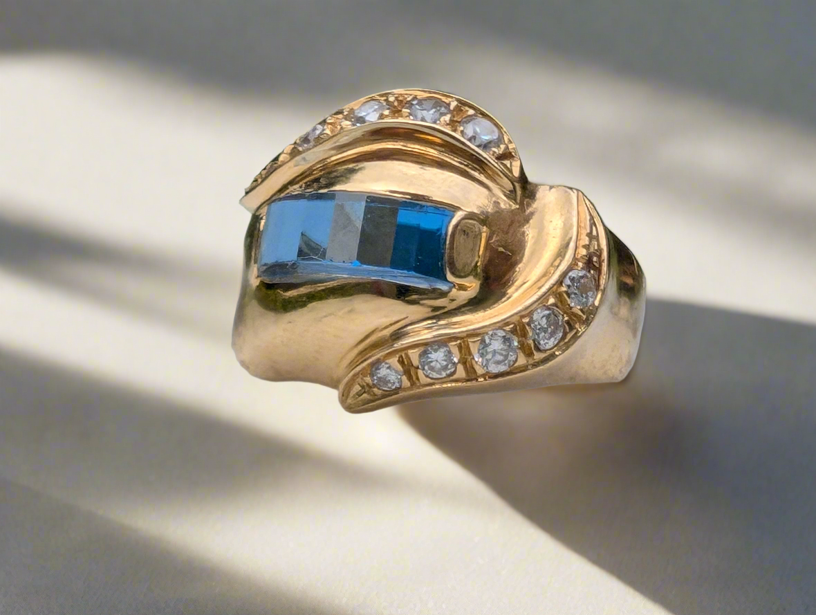 18ct Yellow Gold, Sapphire & Diamond Paste Modernist Dress Ring Vintage c1970 - The Goldfinch Collection