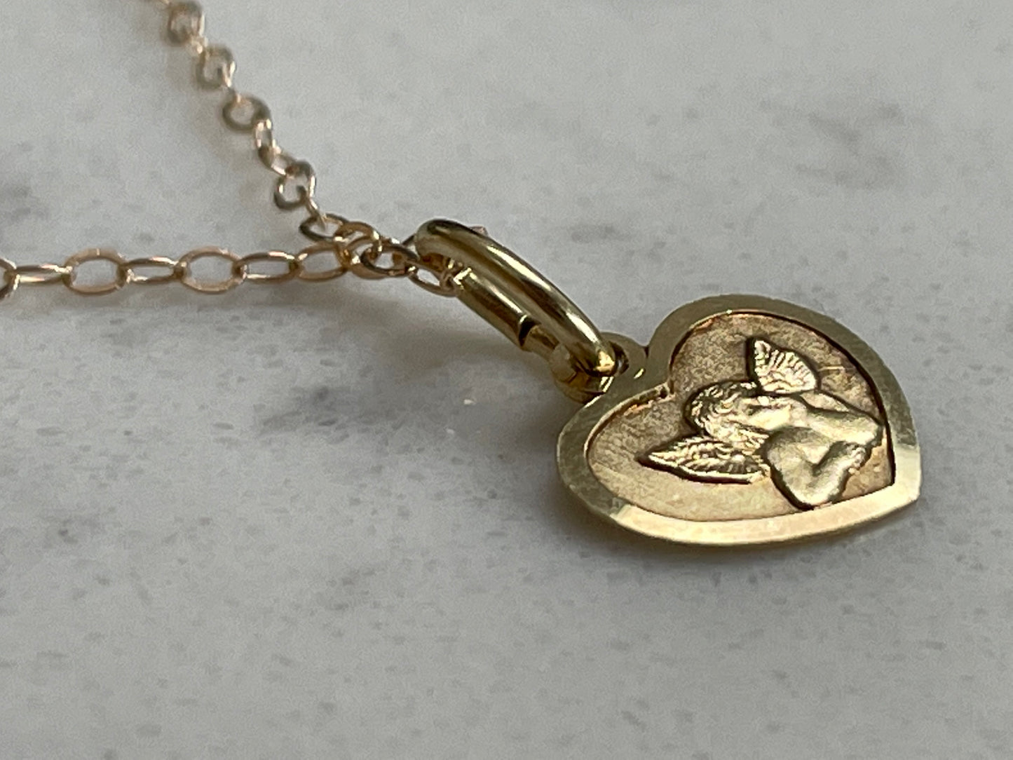 9ct gold cherub heart necklace 16' - The Goldfinch Collection