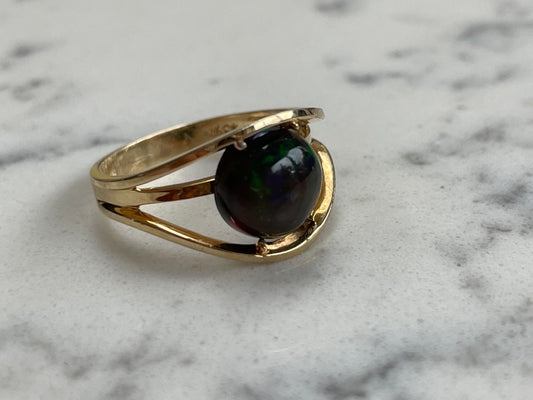 14ct yellow gold with black opal dome - The Goldfinch Collection