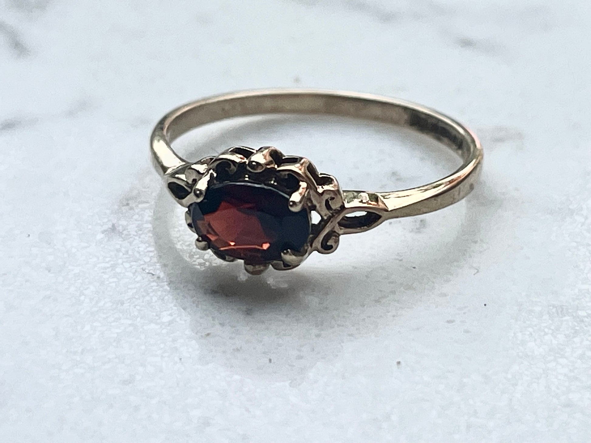 9ct yellow gold ring with garnate east west setting - The Goldfinch Collection