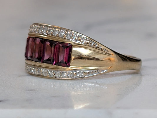9ct yellow gold Garnet and Diamond cluster ring