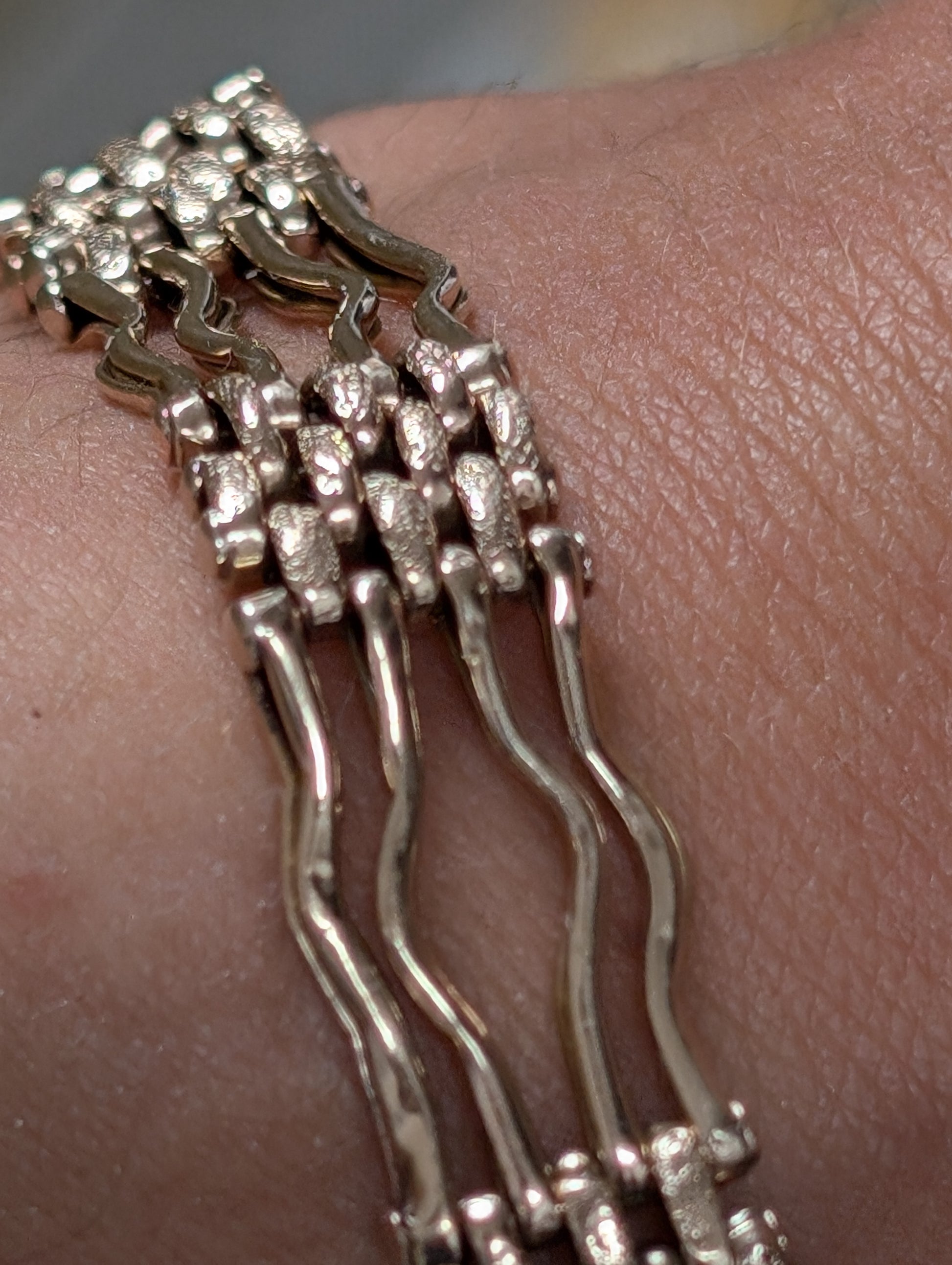 9ct yellow gold gate link charm bracelet - The Goldfinch Collection