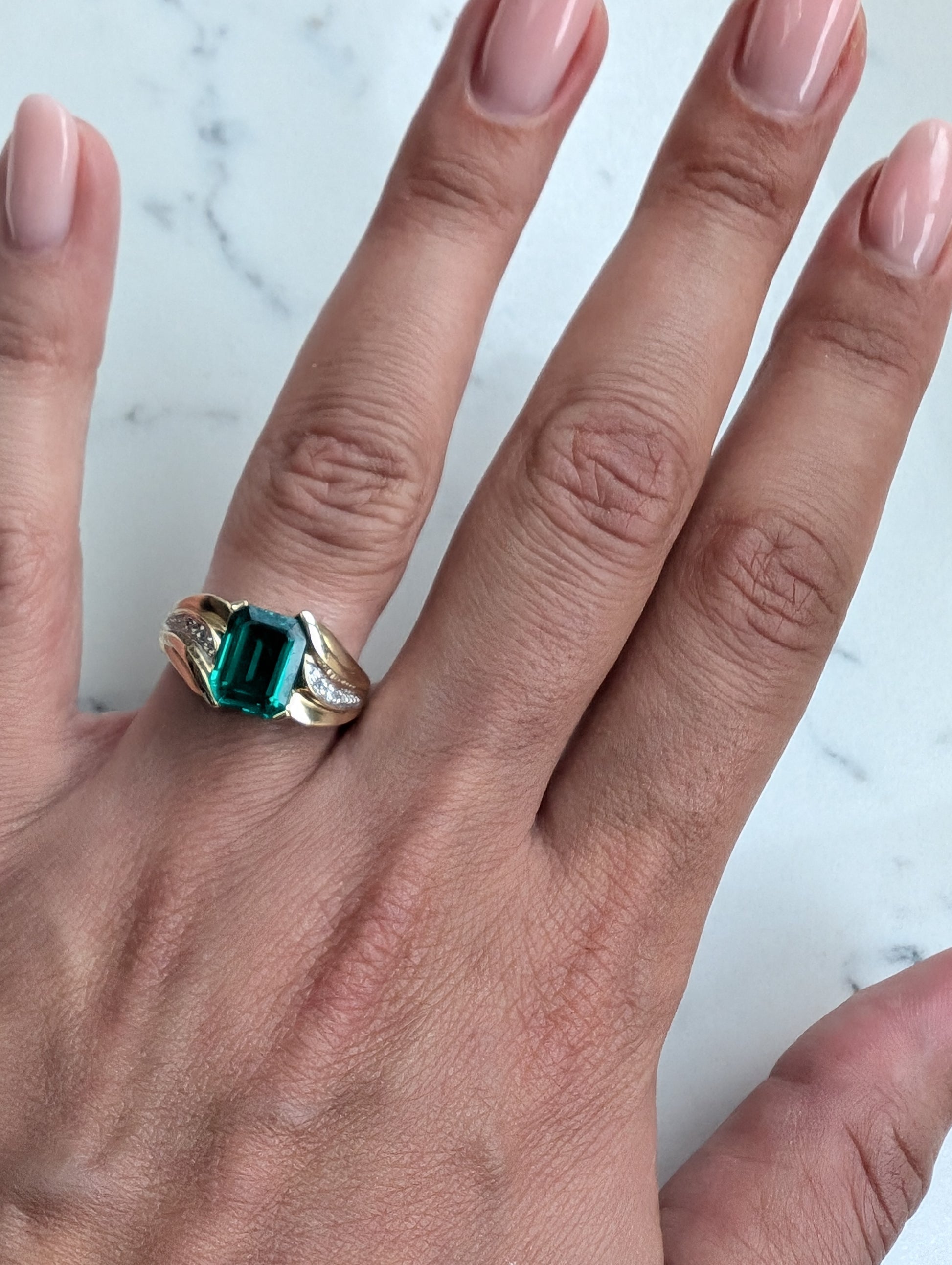 9ct yellow gold green garnet and diamond ring - The Goldfinch Collection