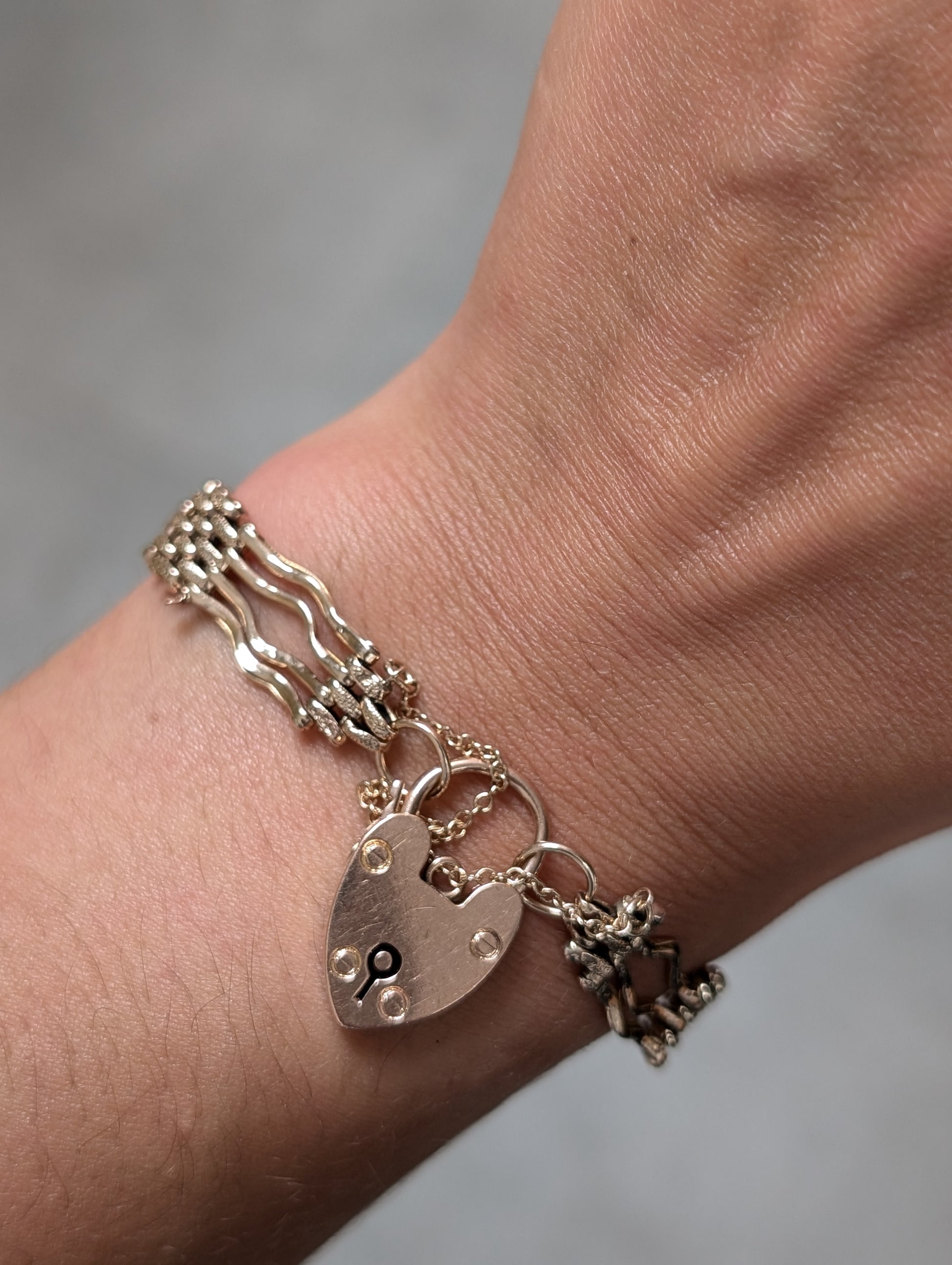 9ct yellow gold gate link charm bracelet - The Goldfinch Collection