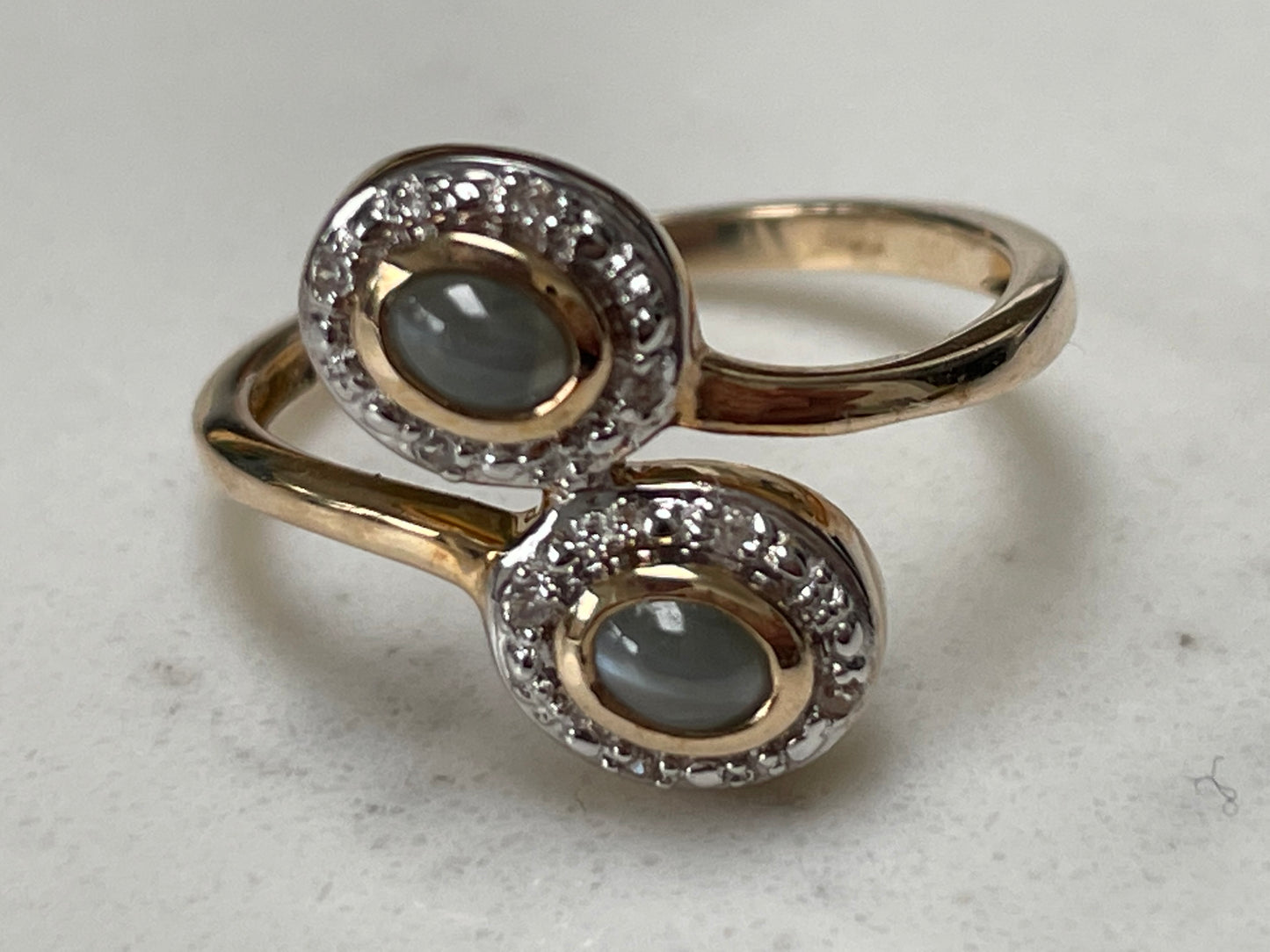 9ct yellow Gold Ring features  Chrysoberyl Cat's Eye and diamonds - The Goldfinch Collection