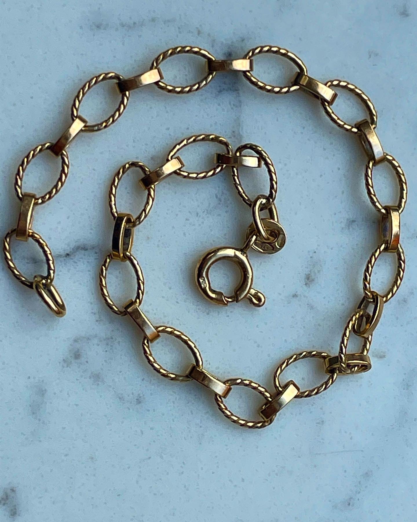 9ct Italian yellow gold oval rope link belcher chain bracelet - The Goldfinch Collection