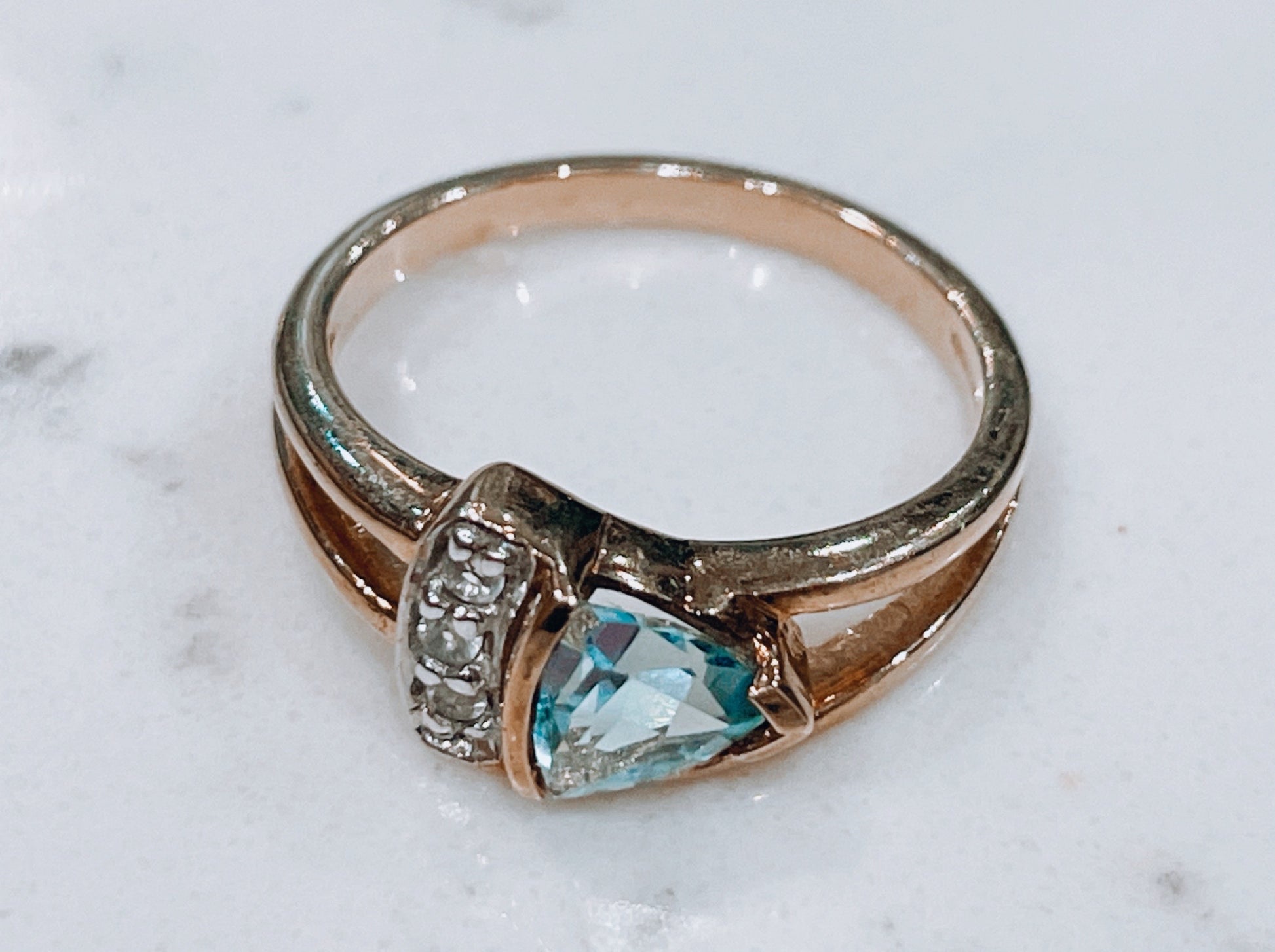 9ct yellow gold with triangular blue topaz and diamonds - The Goldfinch Collection