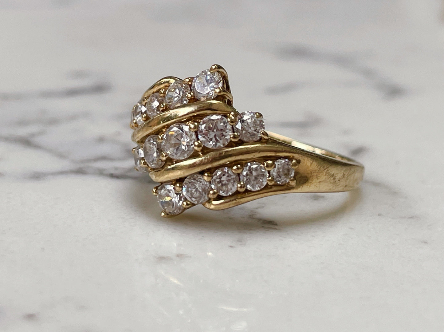 9ct sold gold cubic zirconia ring - The Goldfinch Collection