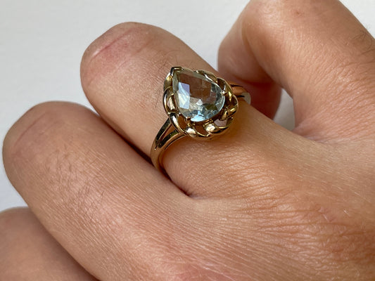 Moissanite tear drop ring - The Goldfinch Collection