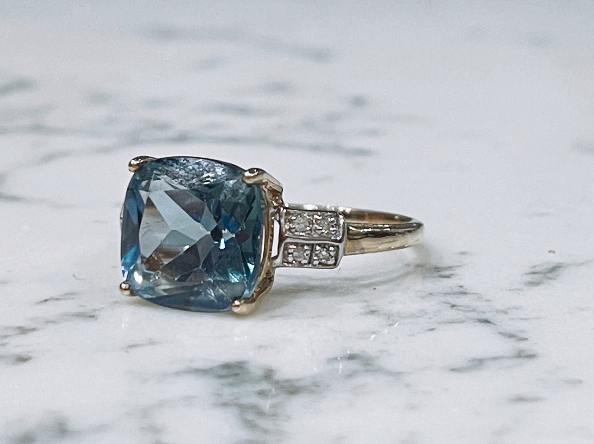 9ct yellow gold ring with Blue Topaz and diamonds - The Goldfinch Collection