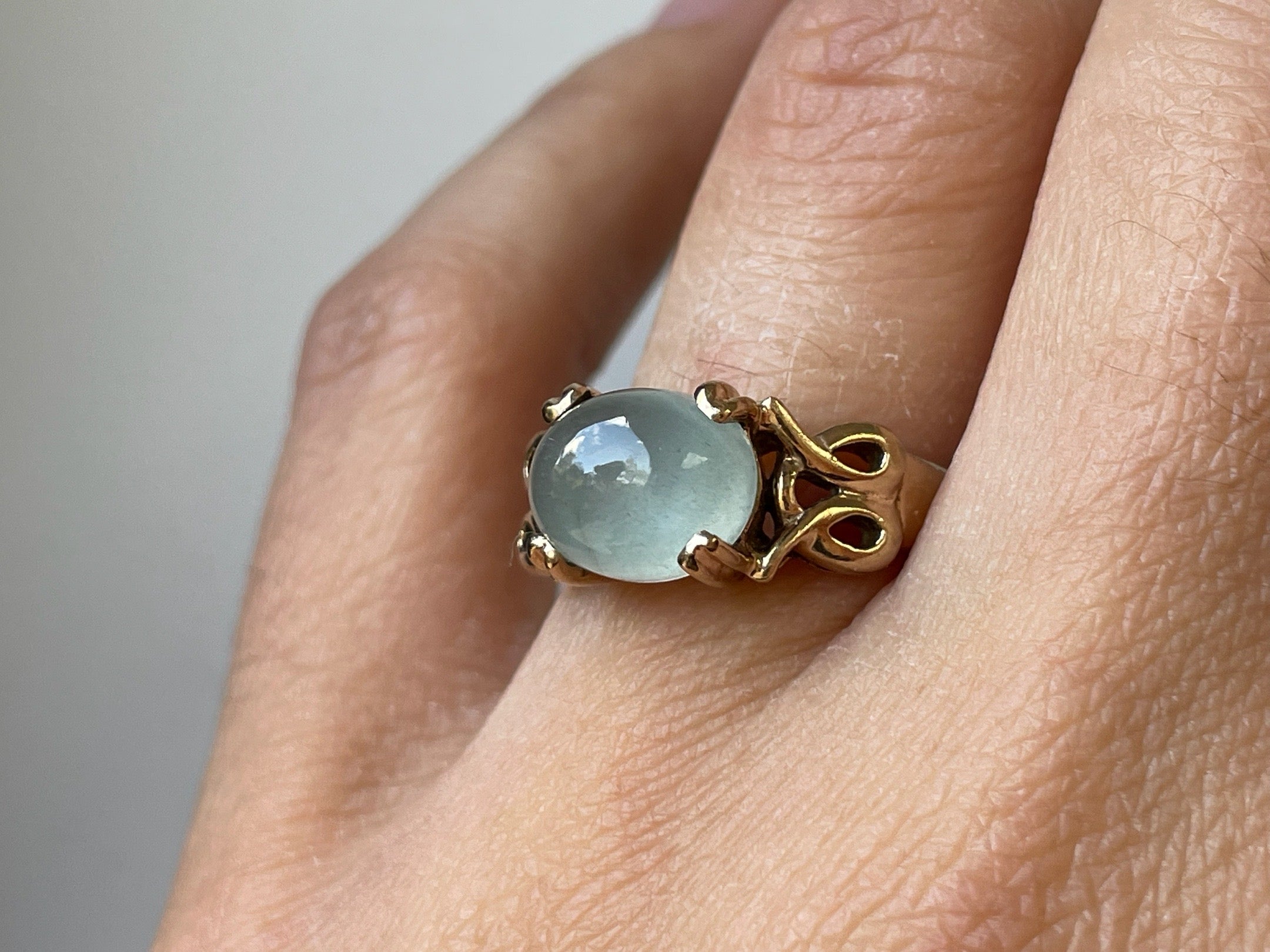 9ct solid gold ring with moonstone - The Goldfinch Collection