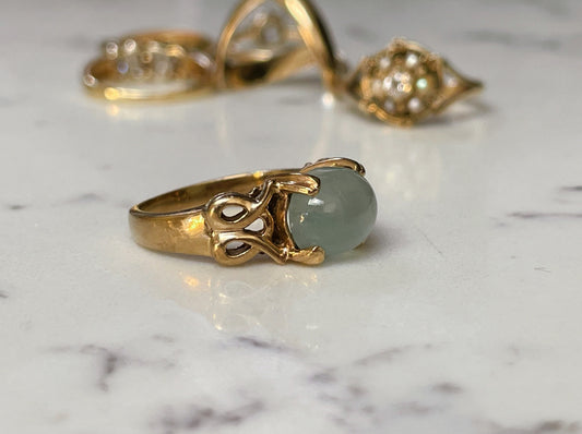 9ct solid gold ring with moonstone - The Goldfinch Collection