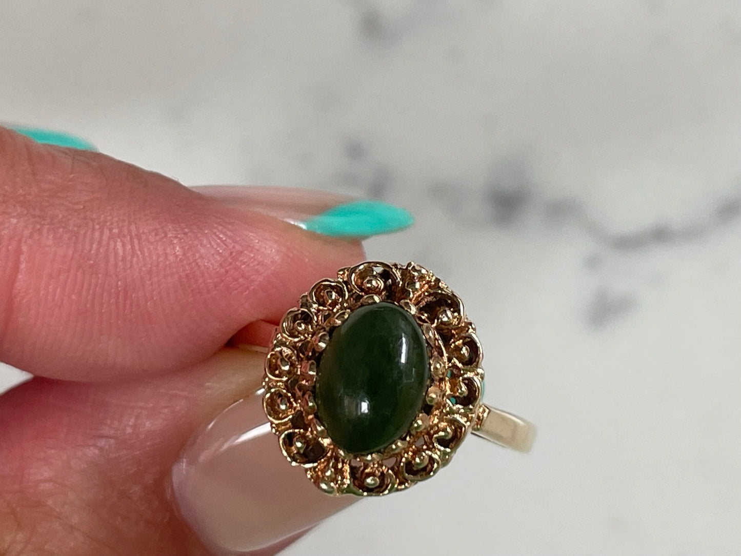 9ct solid gold jade cabochon - The Goldfinch Collection