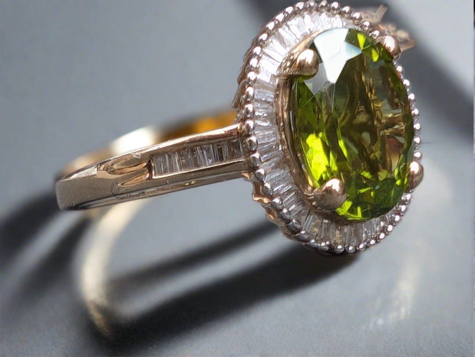 9ct gold ring with peridot ring - The Goldfinch Collection