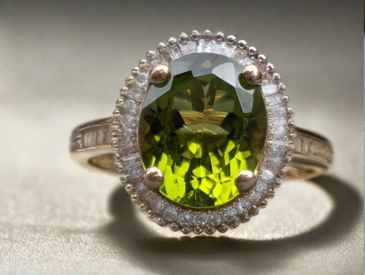 9ct gold ring with peridot ring - The Goldfinch Collection