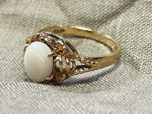 9ct gold opal solitaire ring - The Goldfinch Collection
