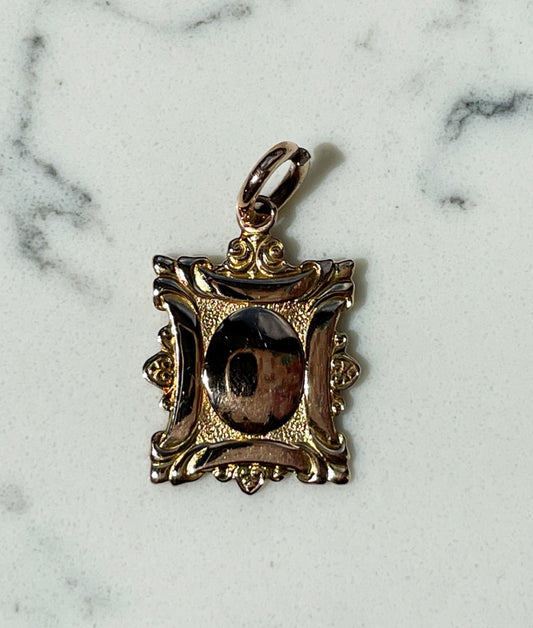 9ct Gold Fob Pendant Chester hallmarked 1927 - The Goldfinch Collection