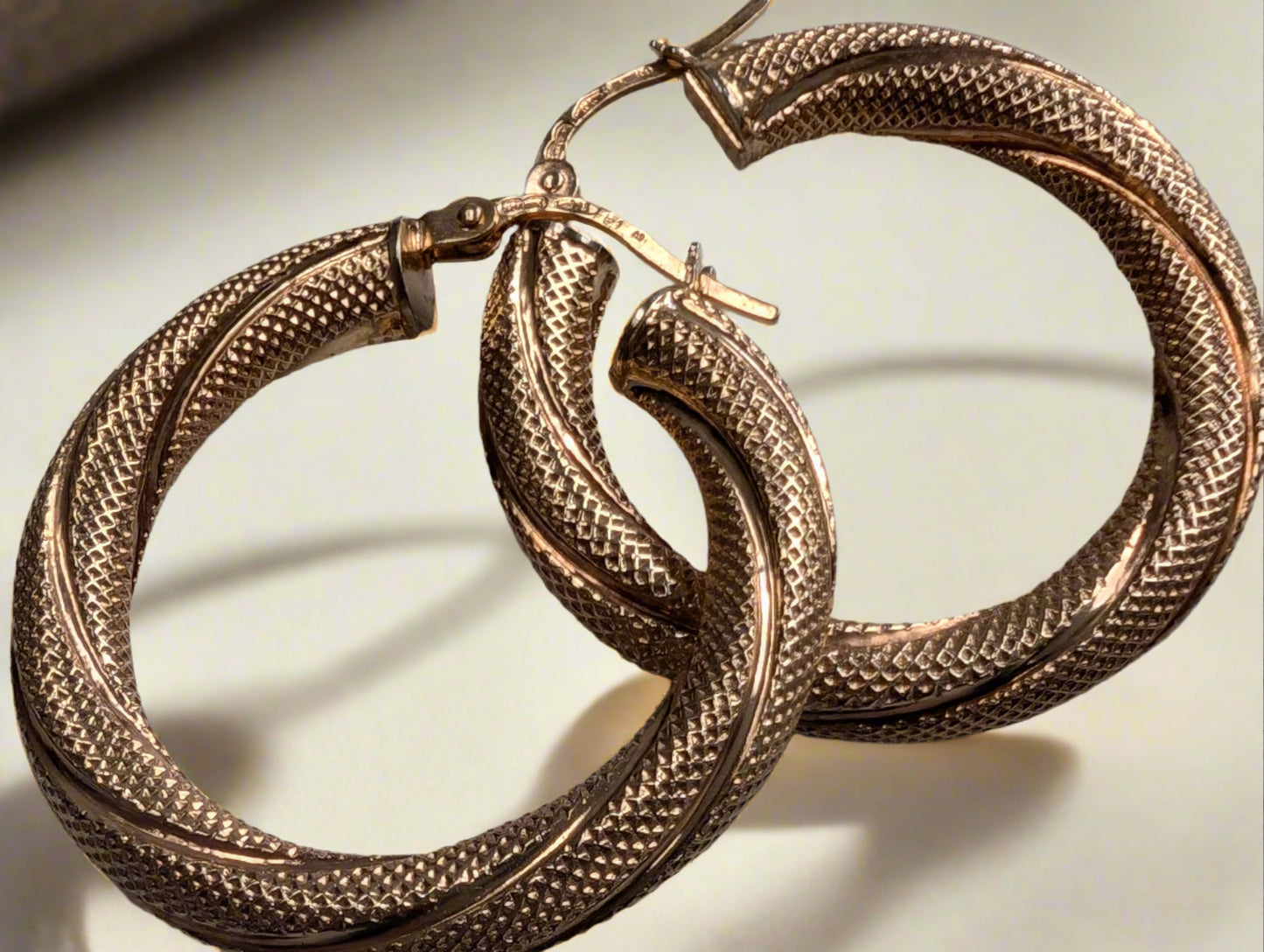 9ct Yellow Gold Round Creole Hoop Earrings - The Goldfinch Collection