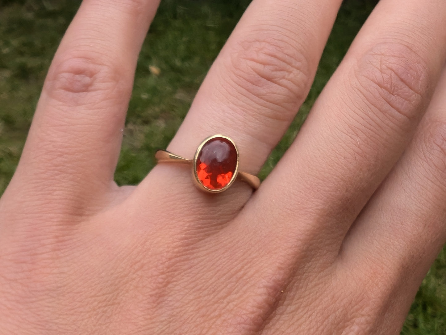 18ct Yellow Gold & Cabochon Fire Opal Band Ring 1994 London Vintage - The Goldfinch Collection